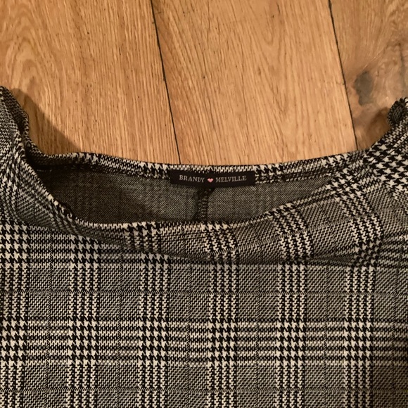 Brandy Melville crop top rare - Picture 2 of 3